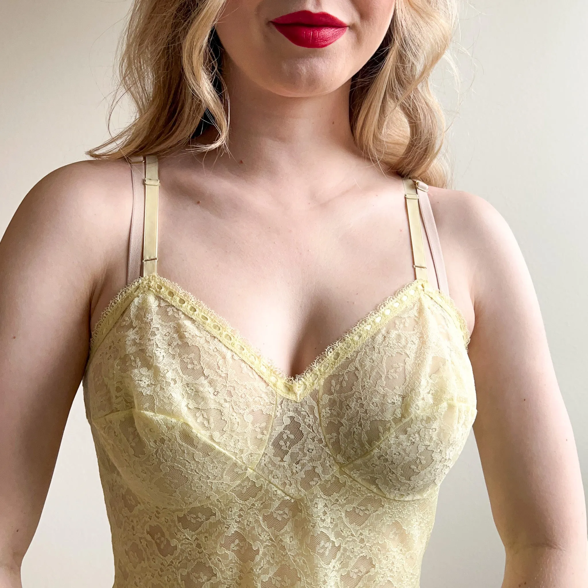 1960s Pale Yellow Slip Dress With Lace (S/M)