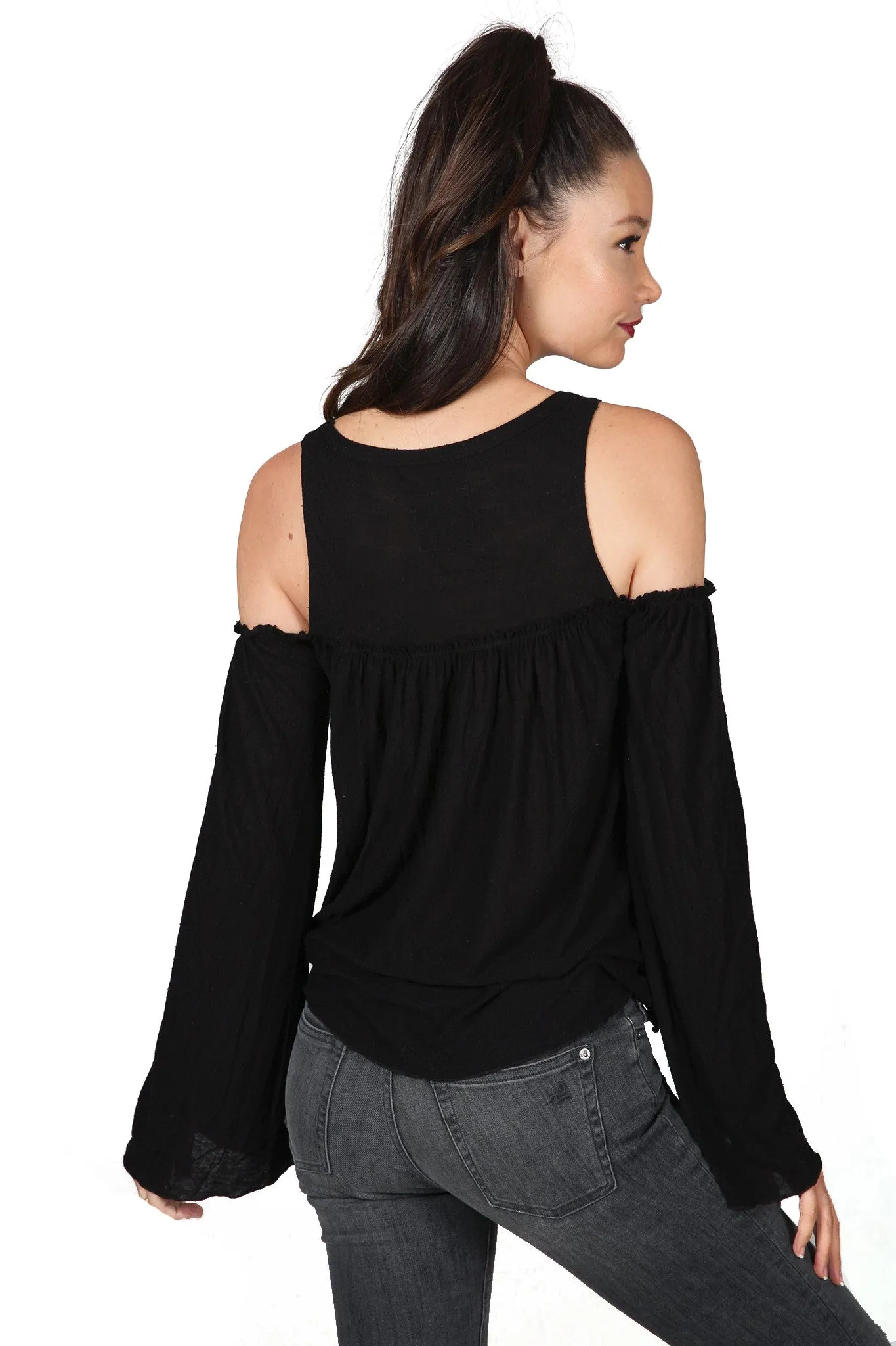 COLD SHOULDER BOHEMIAN TOP