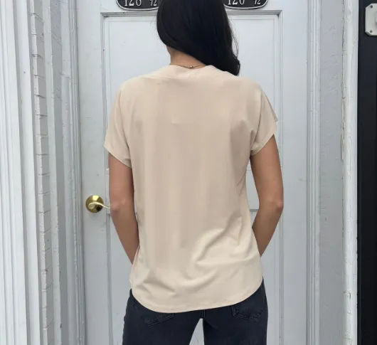 Iris - V Neck Tee in Champagne