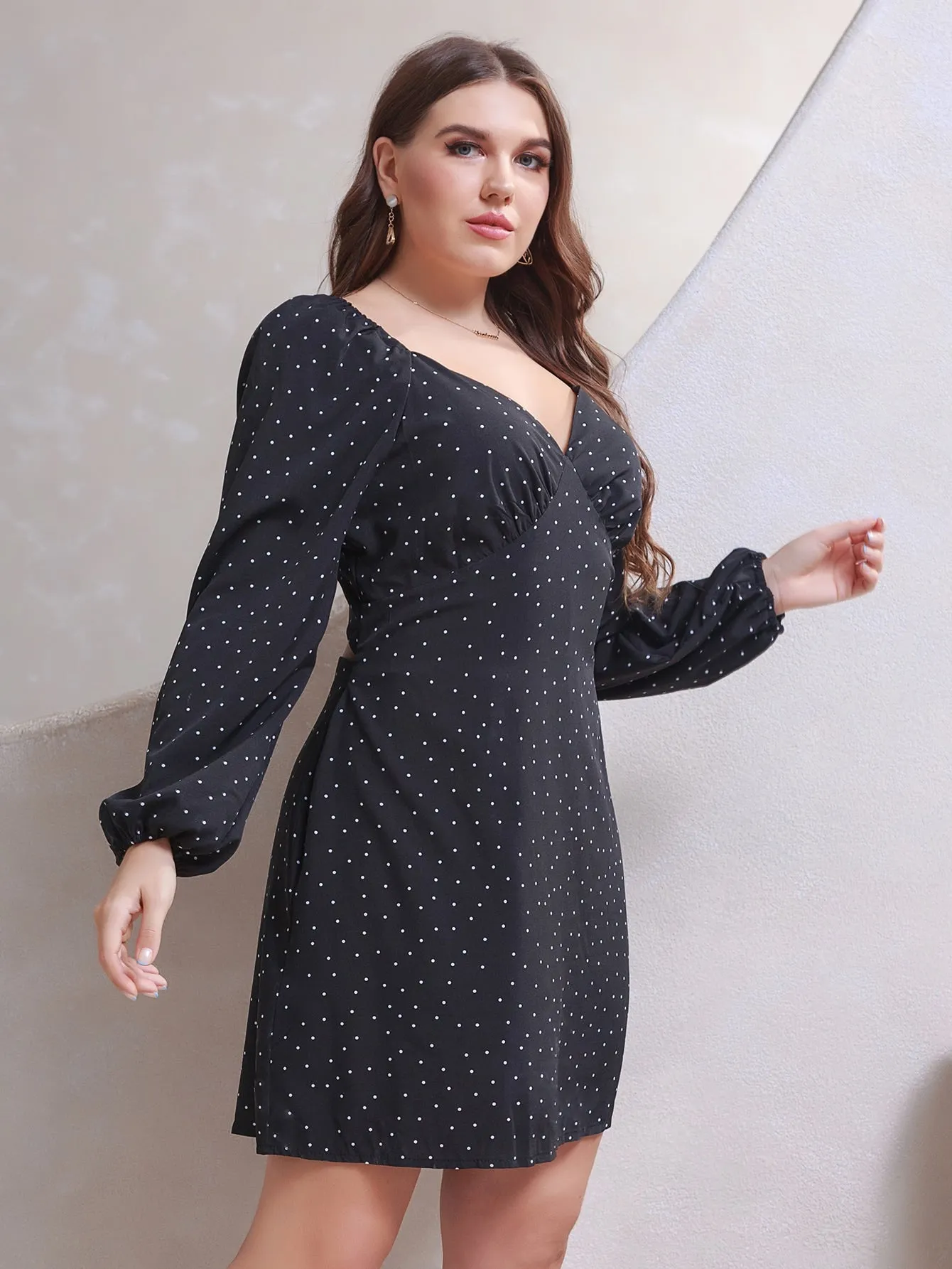 KittenAlarm - Plus Size Dot Backless Dress