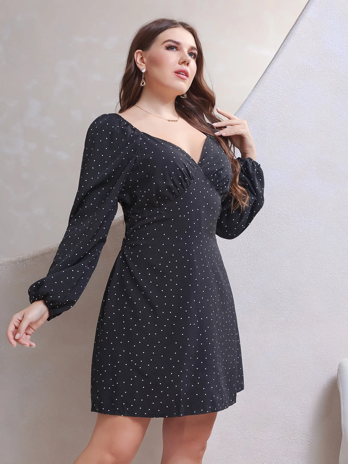 KittenAlarm - Plus Size Dot Backless Dress