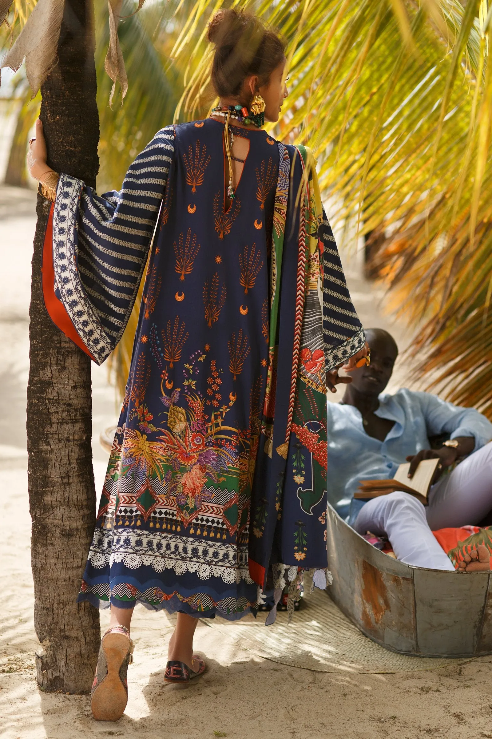 Élan Luxury Lawn Collection 2020 – EL-06 B (JIONI)