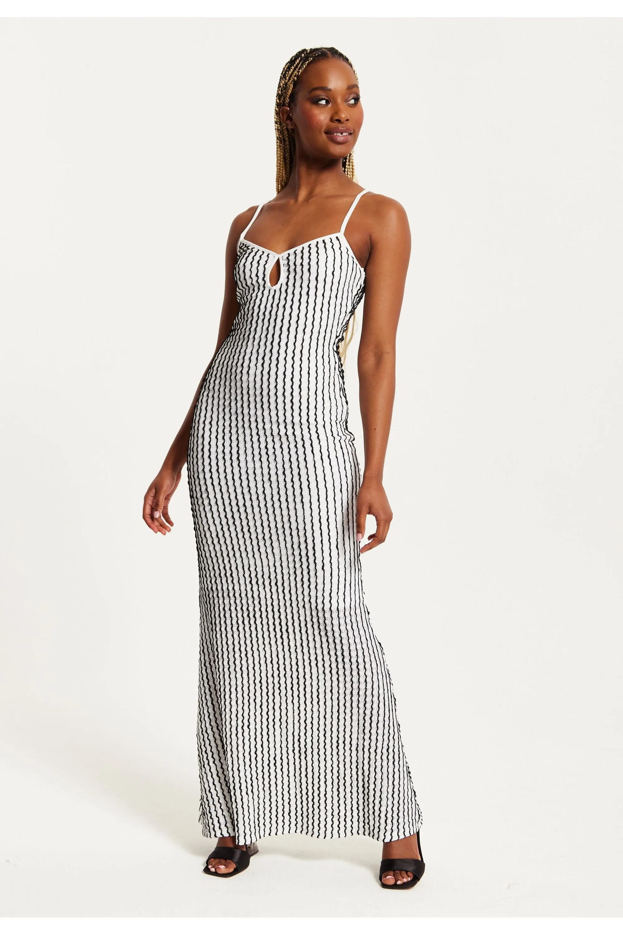 Liquorish Elegant Striped Maxi Dress In Black & White