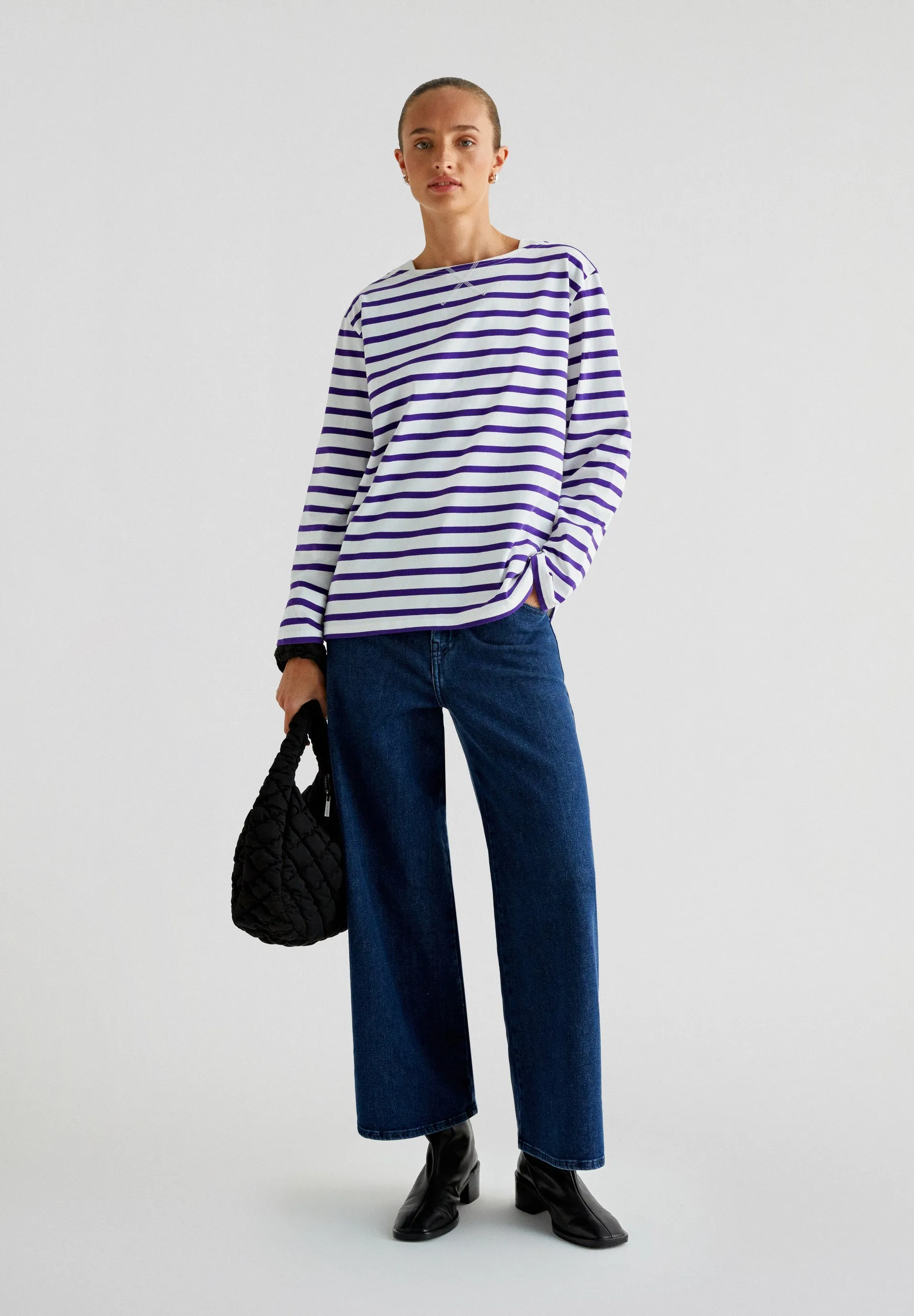 LONG SLEEVE STRIPED T-SHIRT