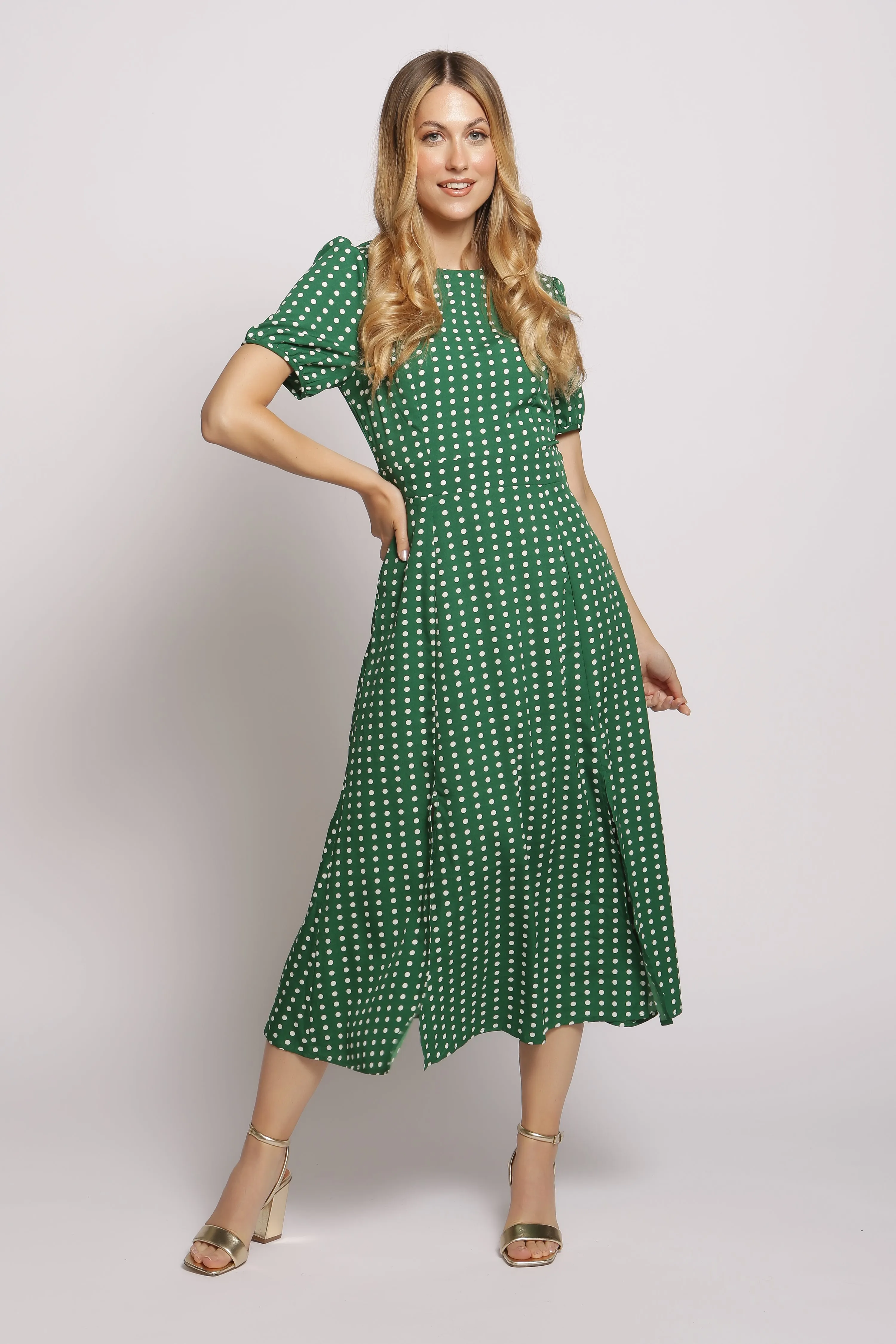 Short Sleeve Maxi Dress in green polka dot