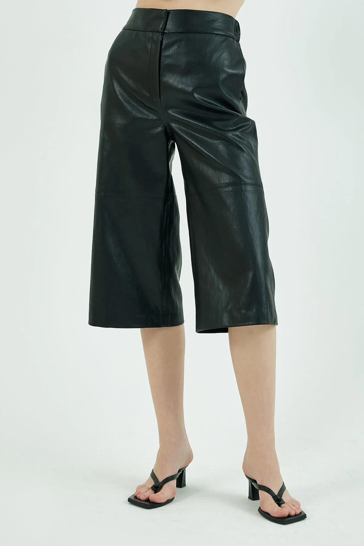 Vegan-leather culottes