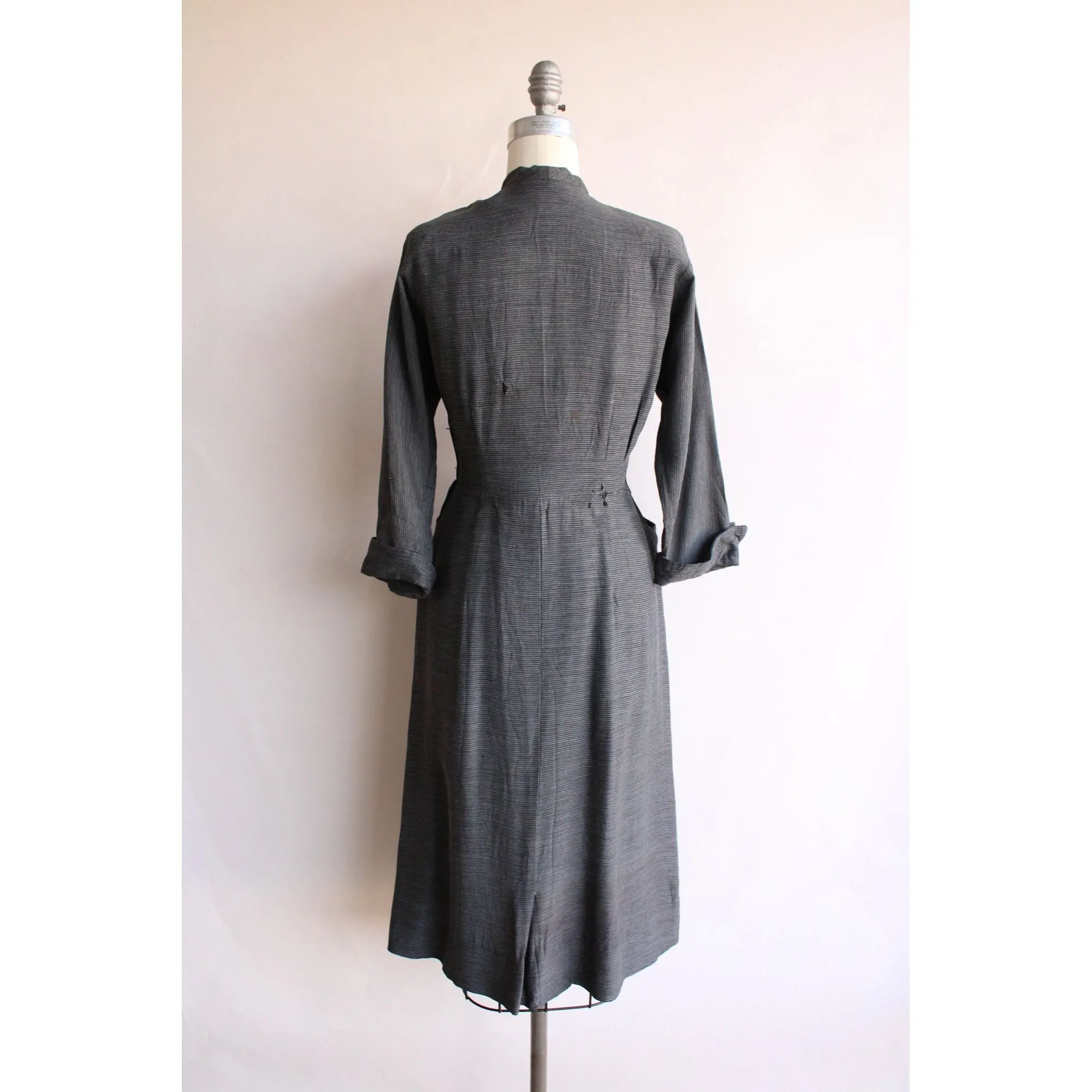 Vintage 1940s  Charles Hymen Dress With Pockets,